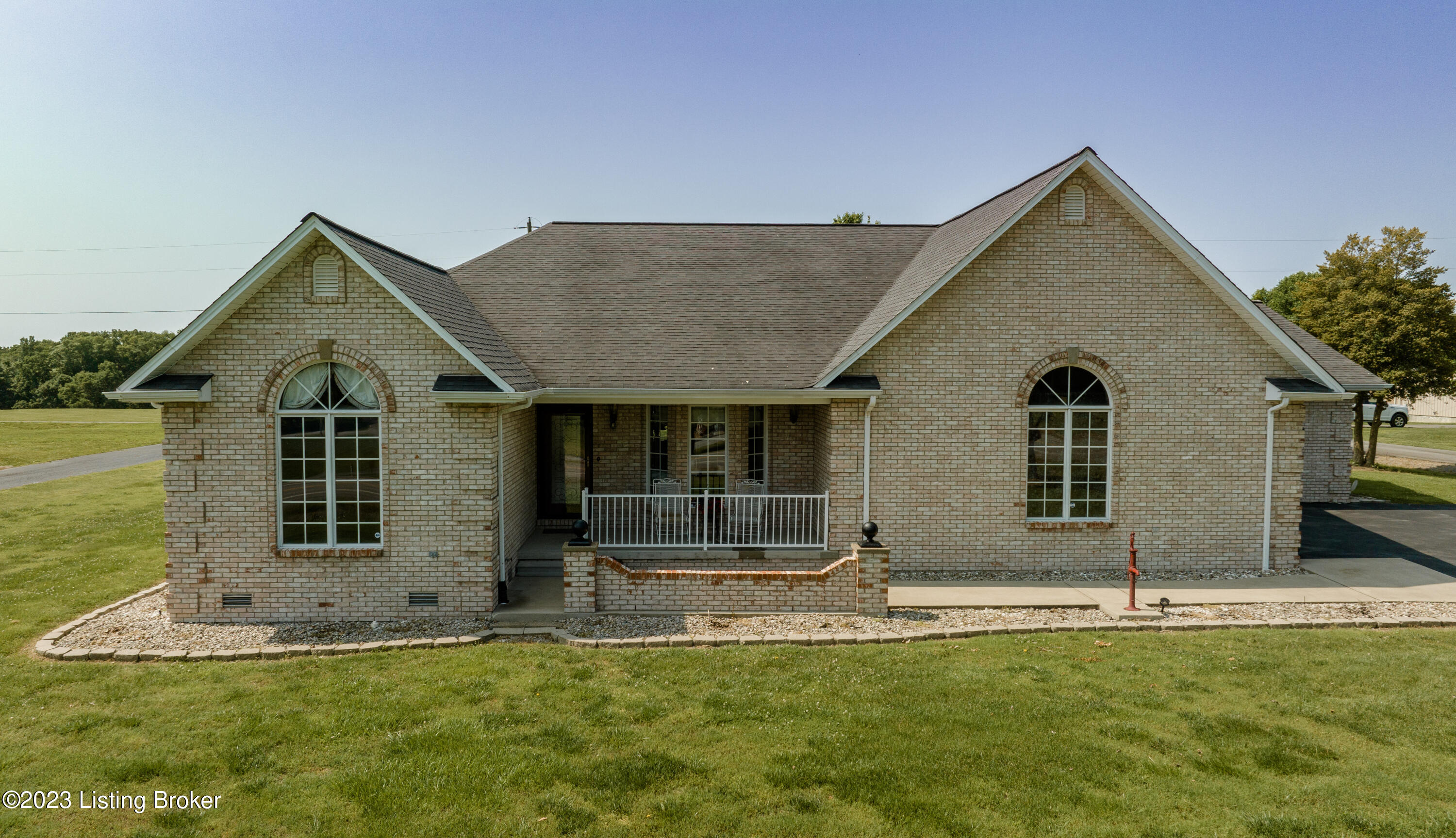 641 Ky-910, Russell Springs, Kentucky image 2