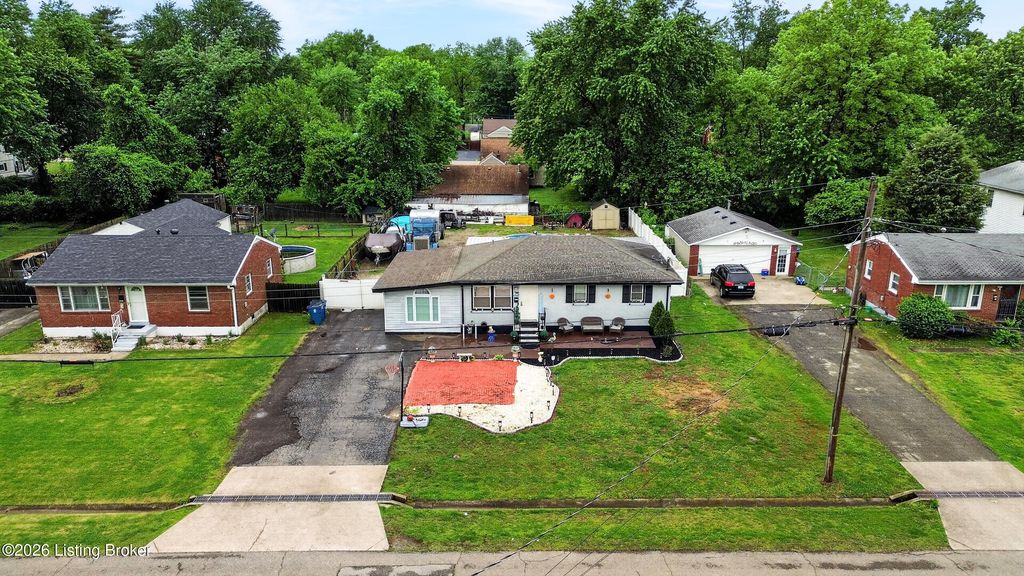 Photo of 5114 Frey Dr, Louisville, KY 40219 (MLS # 1715862)