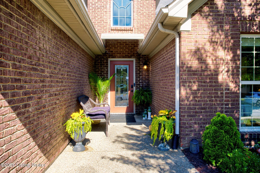 Photo of 1599 Overlook Cir, Shelbyville, KY 40065 (MLS # 1730666)