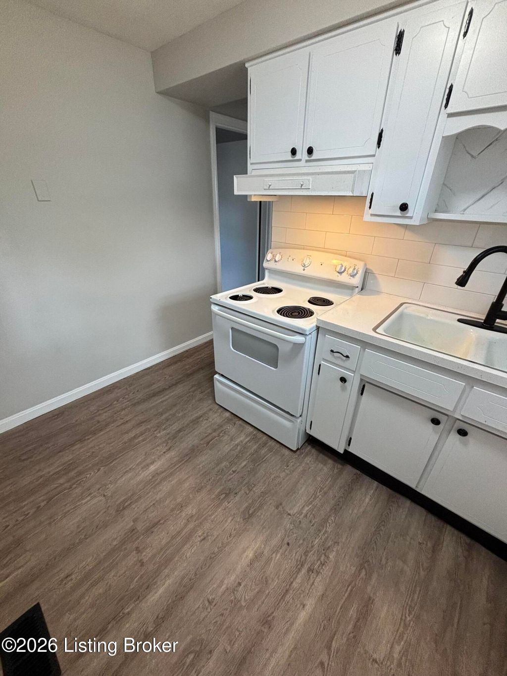 Photo of 338 Idlewylde Dr #1, Louisville, KY 40206 (MLS # 1714215)