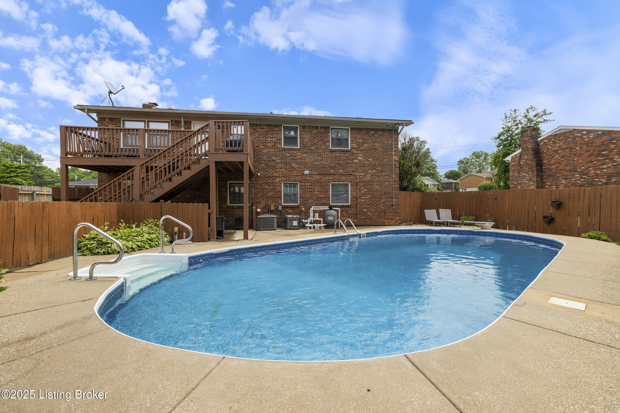 8502 Gregory Way, Louisville, Kentucky image 6