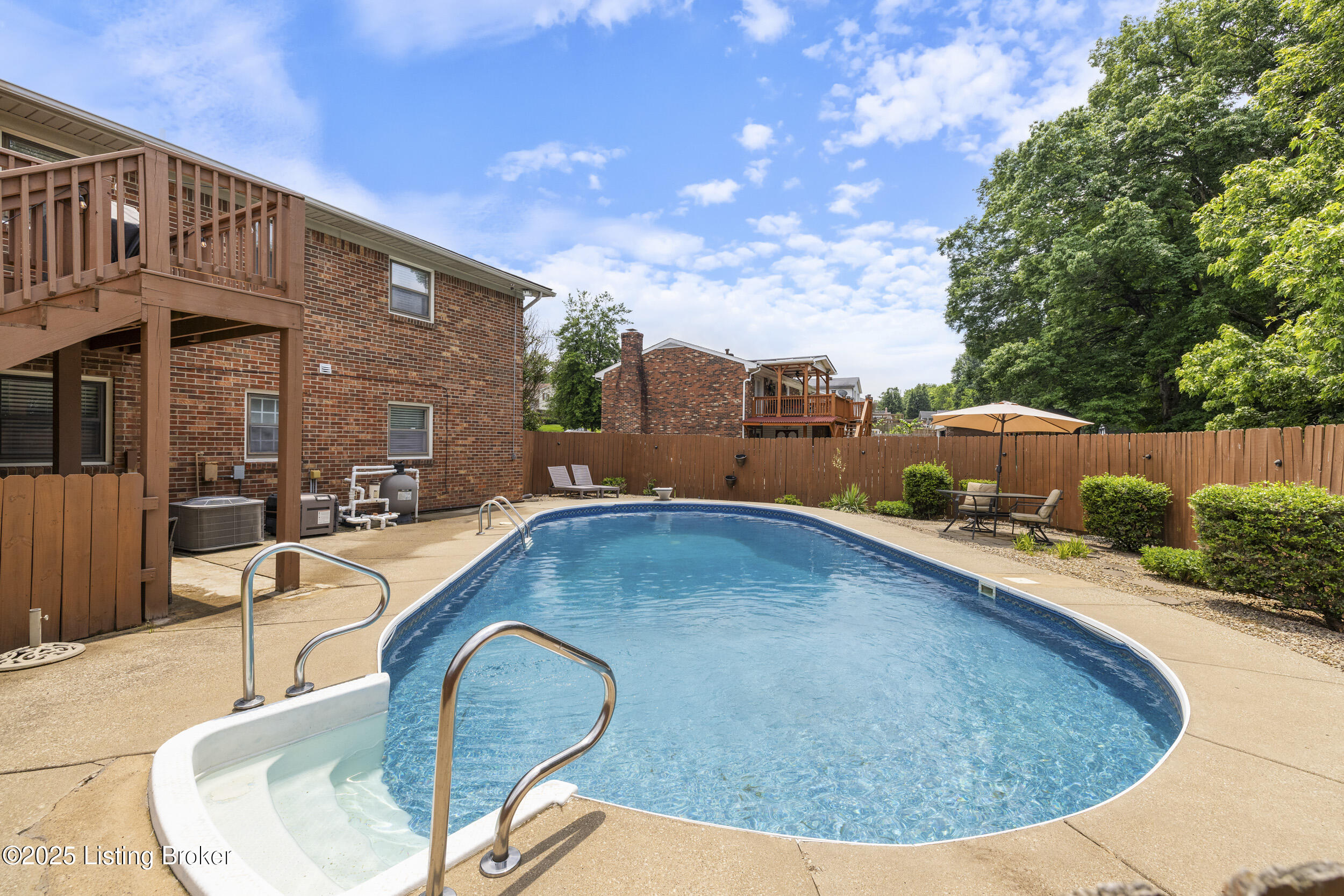 8502 Gregory Way, Louisville, Kentucky image 5