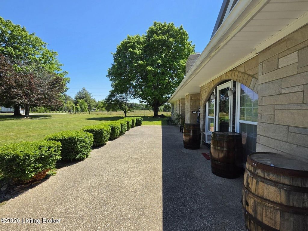 Photo of 865 Tennessee Ridge Rd, Liberty, KY 42539 (MLS # 1716161)