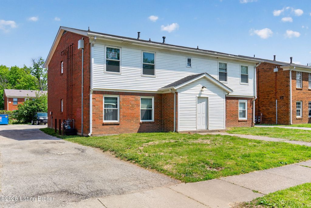 Photo of 4411 Newport Rd, Louisville, KY 40218 (MLS # 1715503)