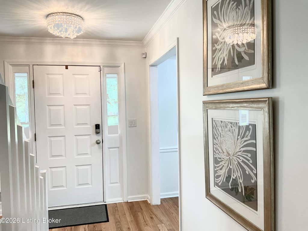Photo of 502 Dorsey Way, Louisville, KY 40223 (MLS # 1725500)