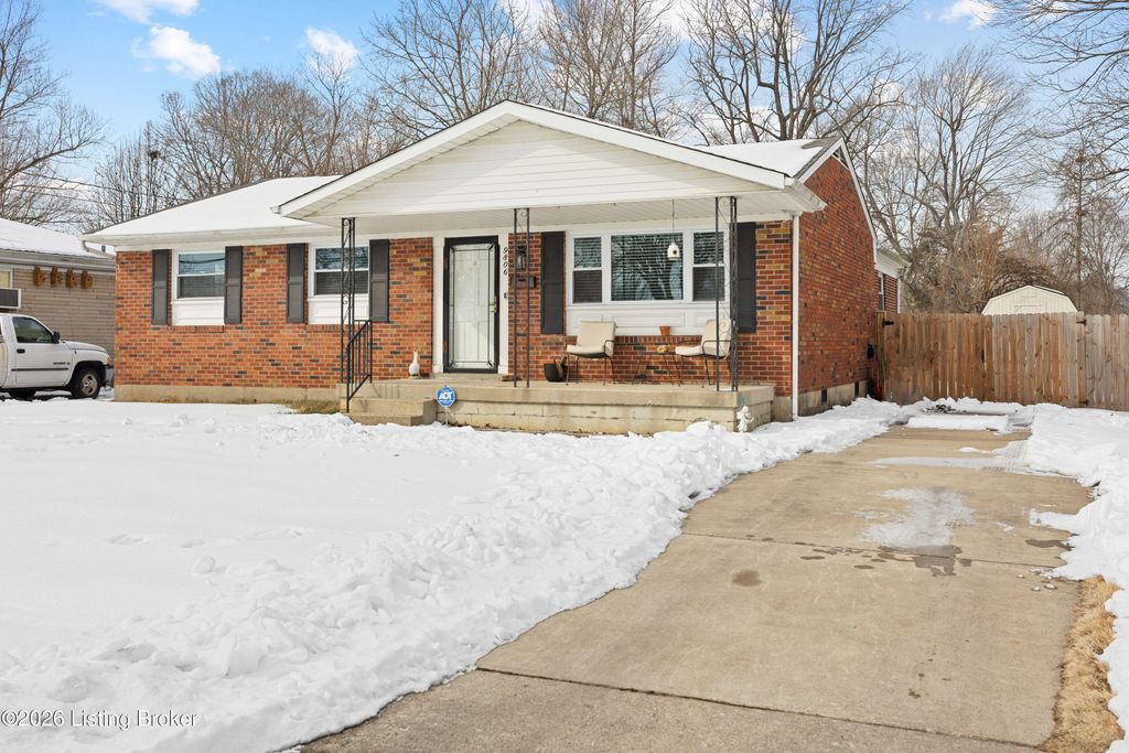 Photo of 9806 Caven Ave, Louisville, KY 40229 (MLS # 1708567)