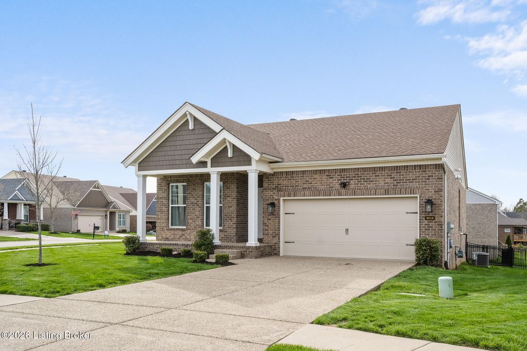 Photo of 8816 Sanctuary Ln, Louisville, KY 40291 (MLS # 1716469)