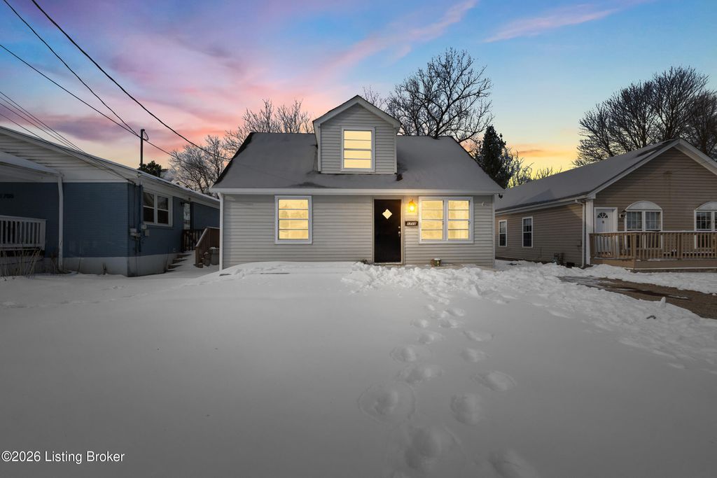 Photo of 1710 Pershing Ave, Louisville, KY 40242 (MLS # 1710790)