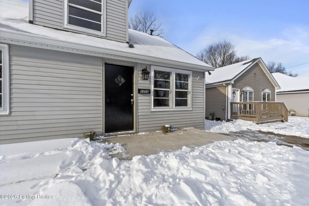 Photo of 1710 Pershing Ave, Louisville, KY 40242 (MLS # 1710790)