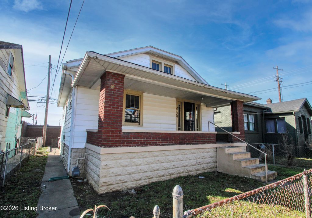 Photo of 2730 Chase Ct, Louisville, KY 40211 (MLS # 1710251)