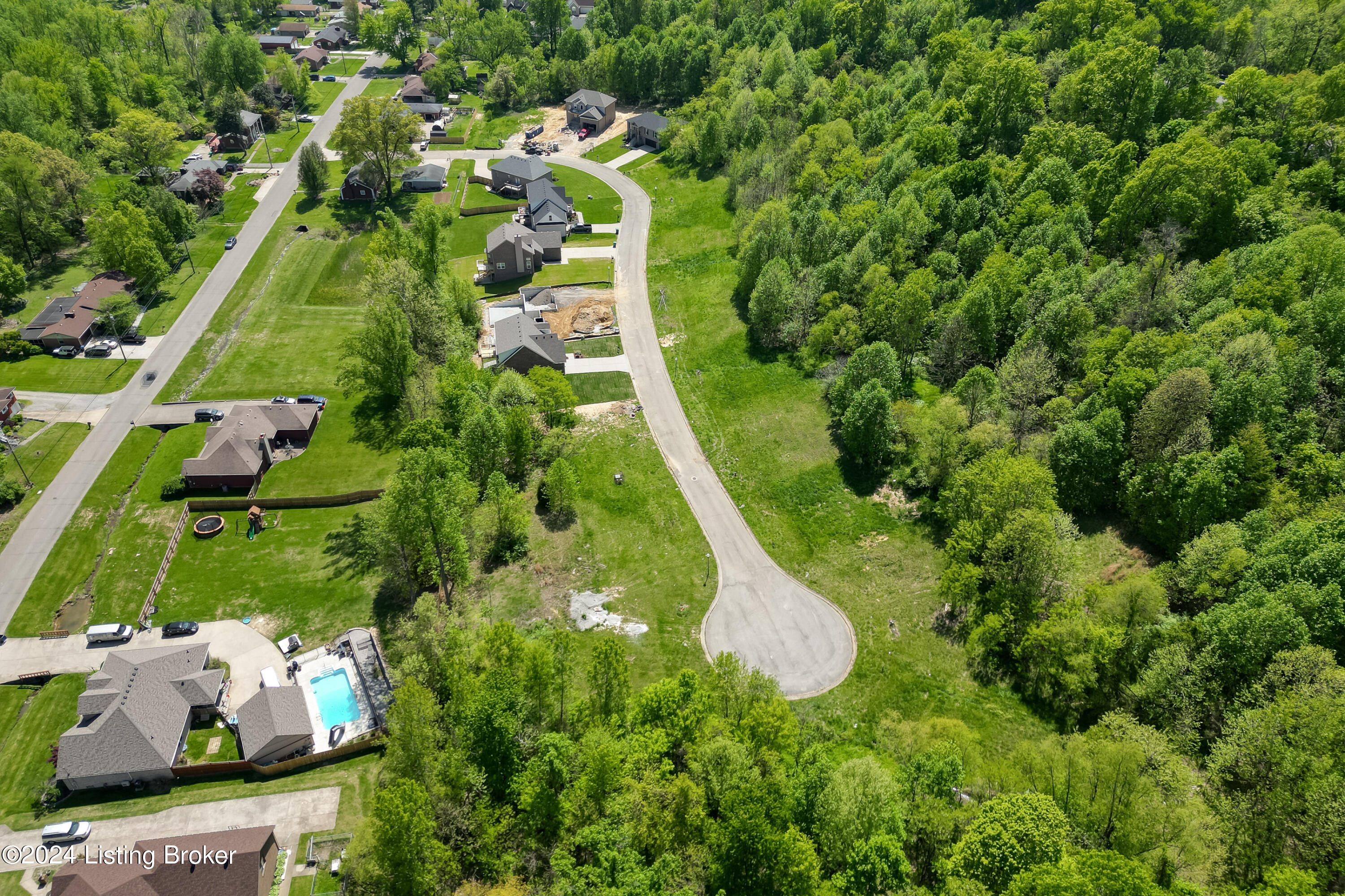 3423 Westhill Cir, Louisville, Kentucky image 5