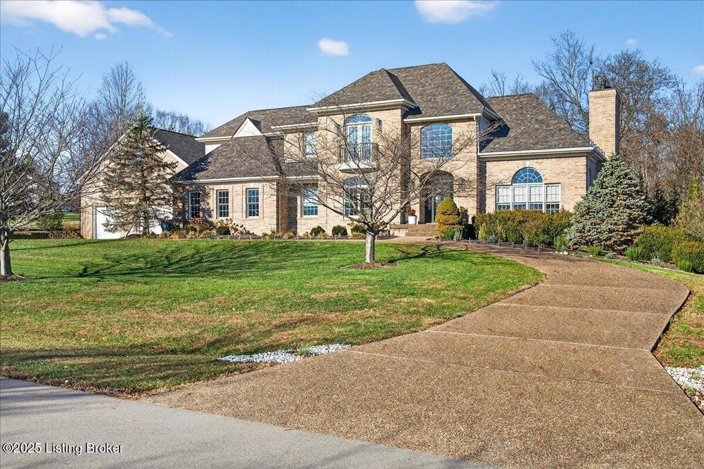 Photo of 3713 High Crest Ct, Crestwood, KY 40014 (MLS # 1704383)