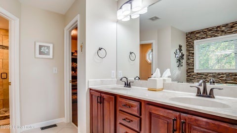 Tiny photo for 3807 Sumerlin Dr, Buckner, KY 40010 (MLS # 1728997)