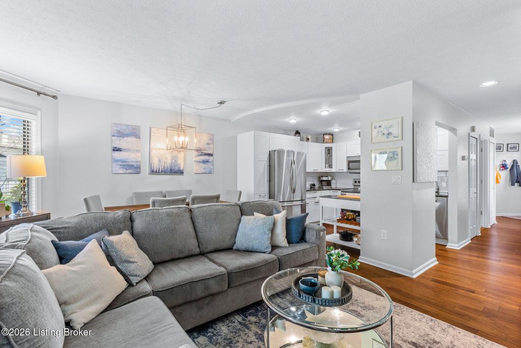 Photo of 6523 Marina Dr, Prospect, KY 40059 (MLS # 1714088)