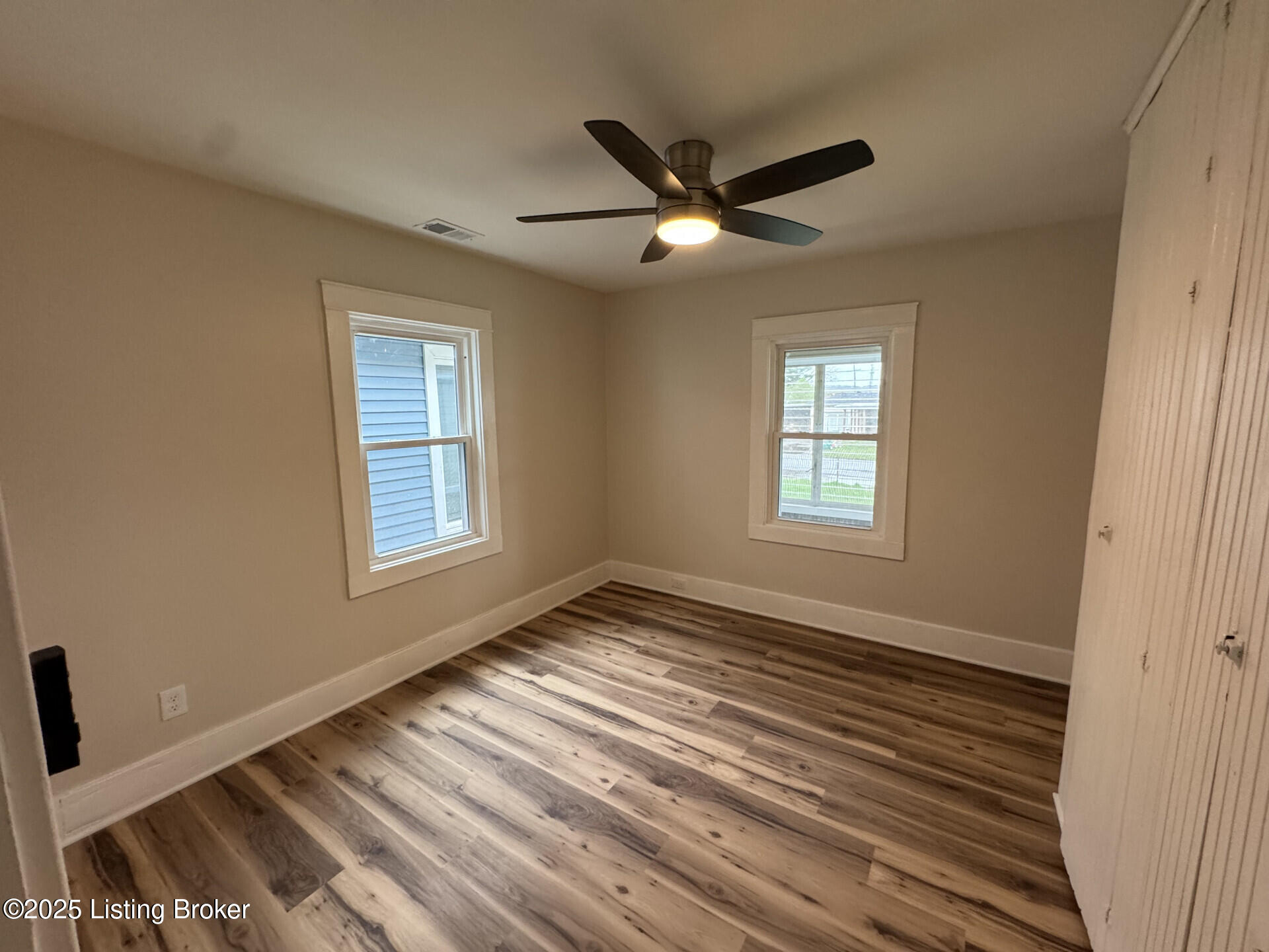 2210 Shrader Ave, New Albany, Indiana image 9