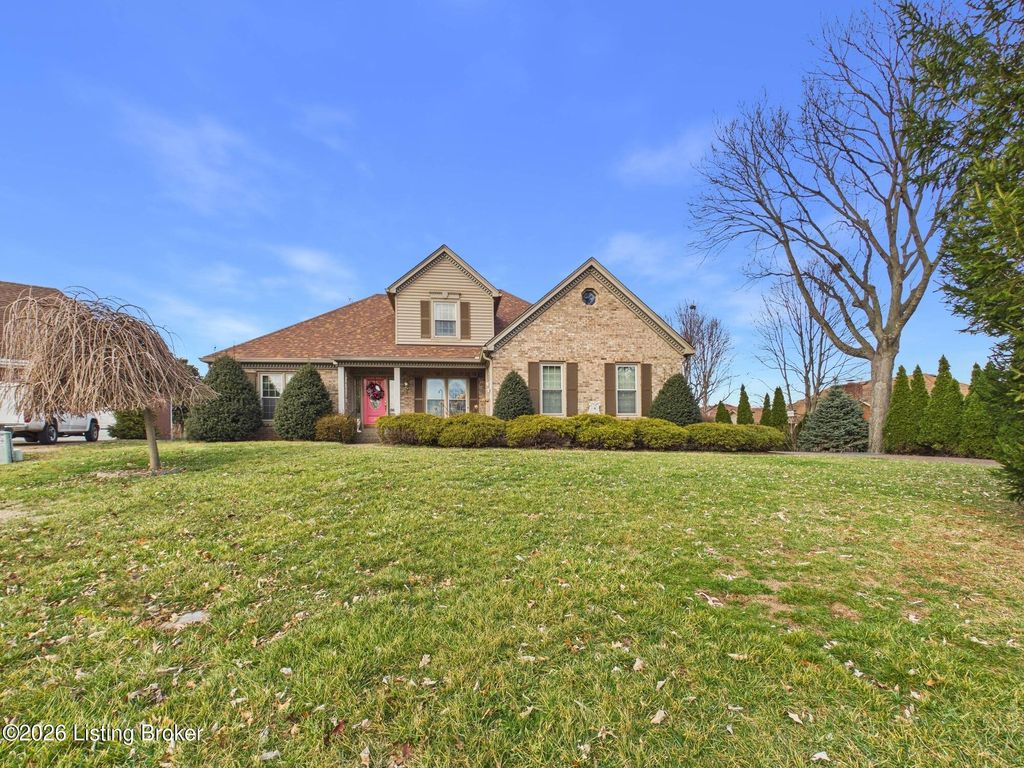 Photo of 3905 Blooming Spring Ct, Louisville, KY 40299 (MLS # 1709679)