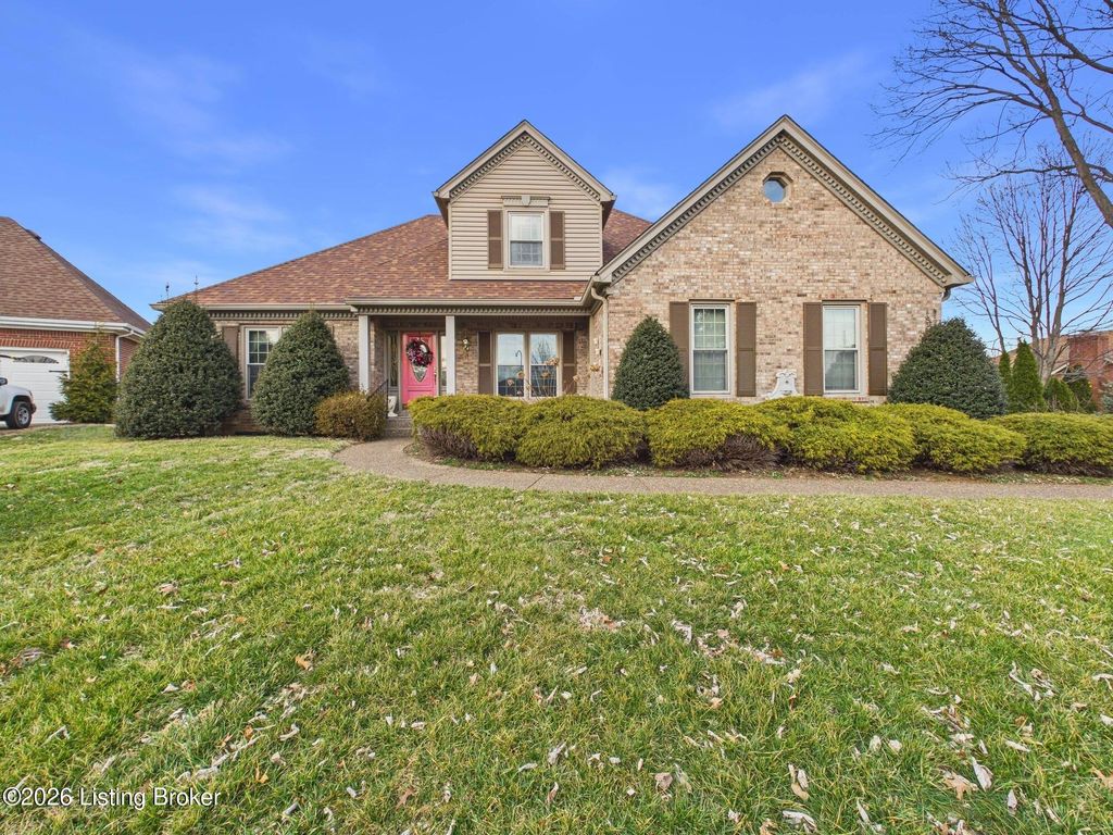 Photo of 3905 Blooming Spring Ct, Louisville, KY 40299 (MLS # 1709679)