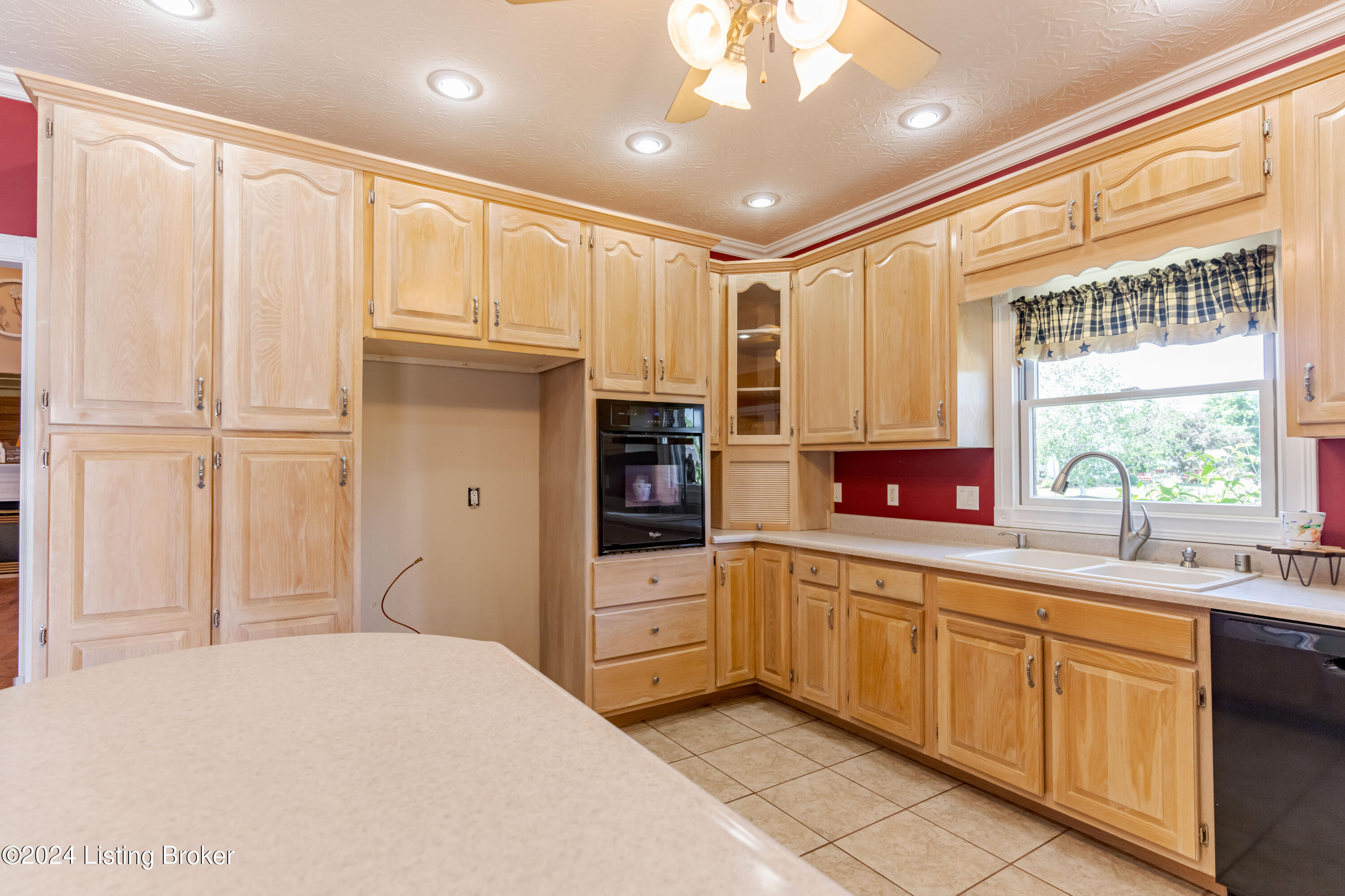 408 Meadow Ct, Hardinsburg, Kentucky image 38