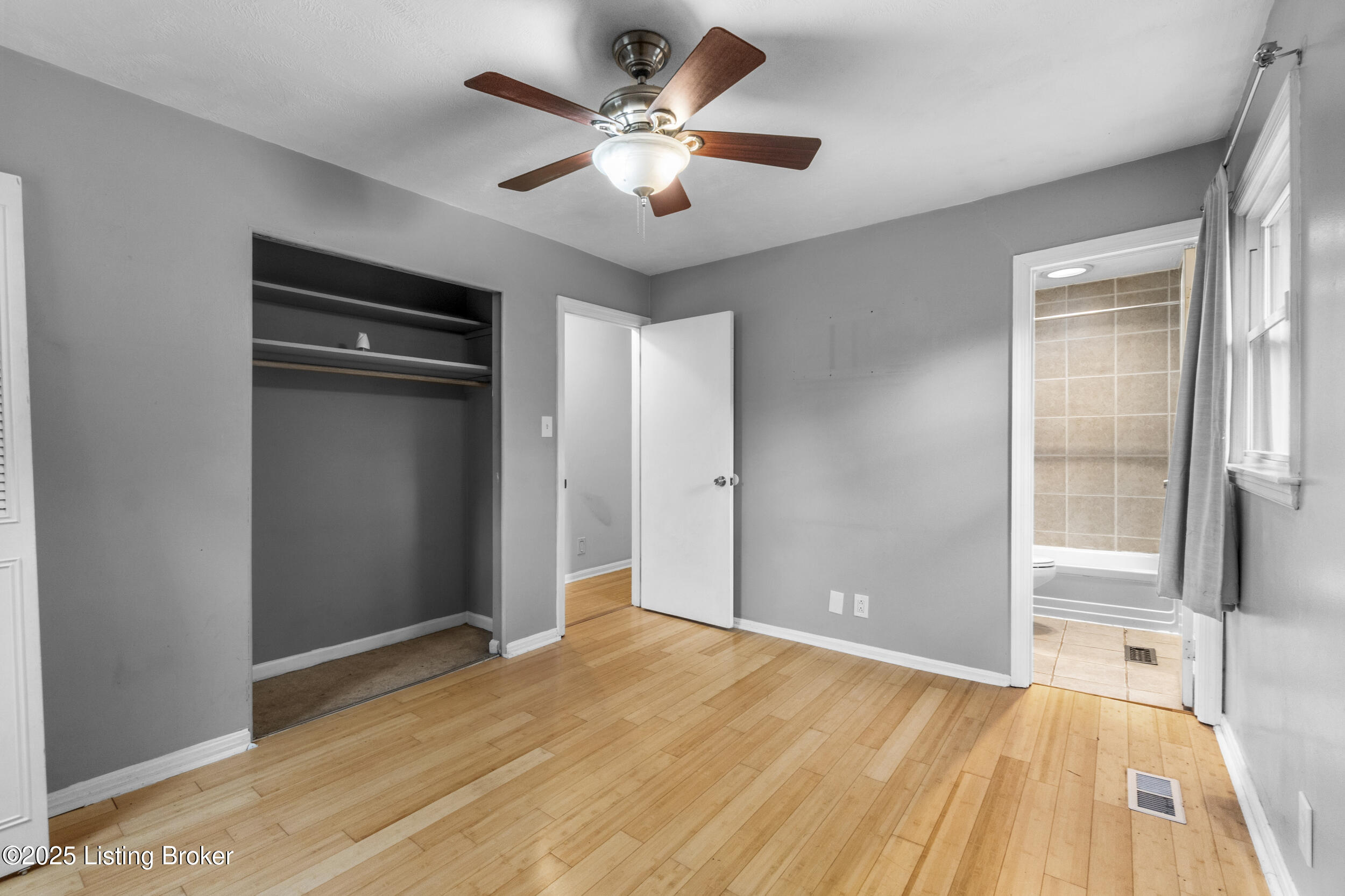 9201 Walhampton Ct, Louisville, Kentucky image 30