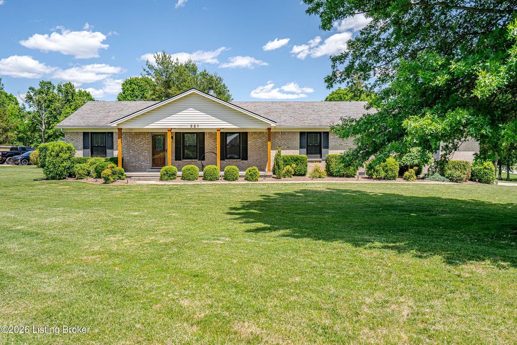 Photo of 321 Crescent Ridge Dr, Taylorsville, KY 40071 (MLS # 1717283)