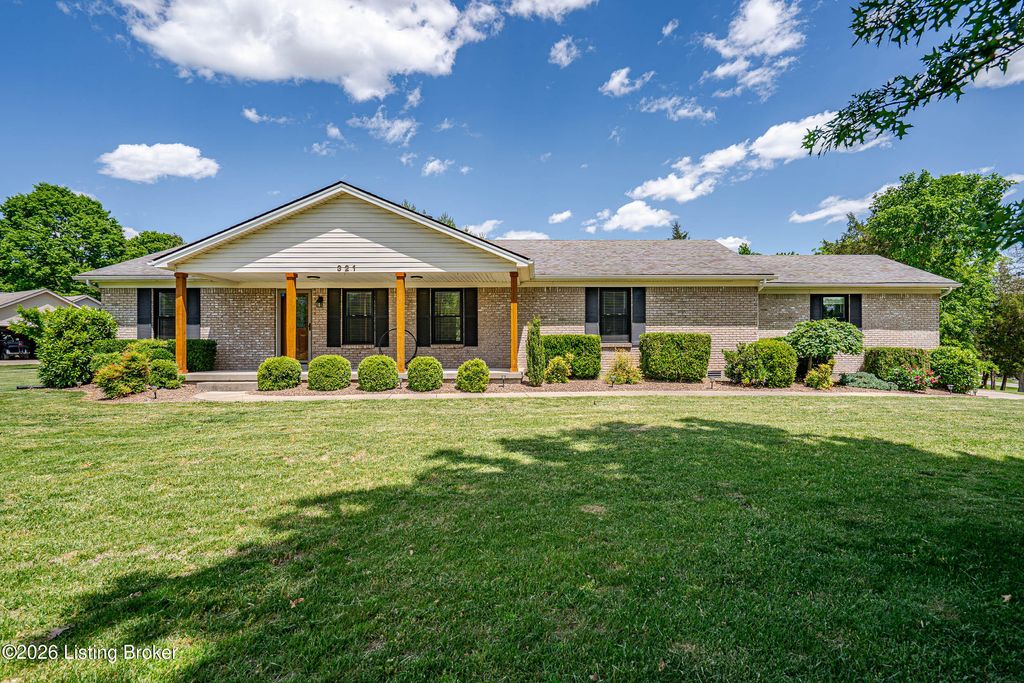 Photo of 321 Crescent Ridge Dr, Taylorsville, KY 40071 (MLS # 1717283)