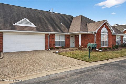 Photo of 10413 Monticello Forest Cir, Jeffersontown, KY 40299 (MLS # 1707675)