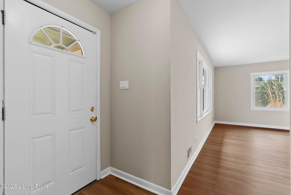 Photo of 3322 Cawein Way, Louisville, KY 40220 (MLS # 1710051)