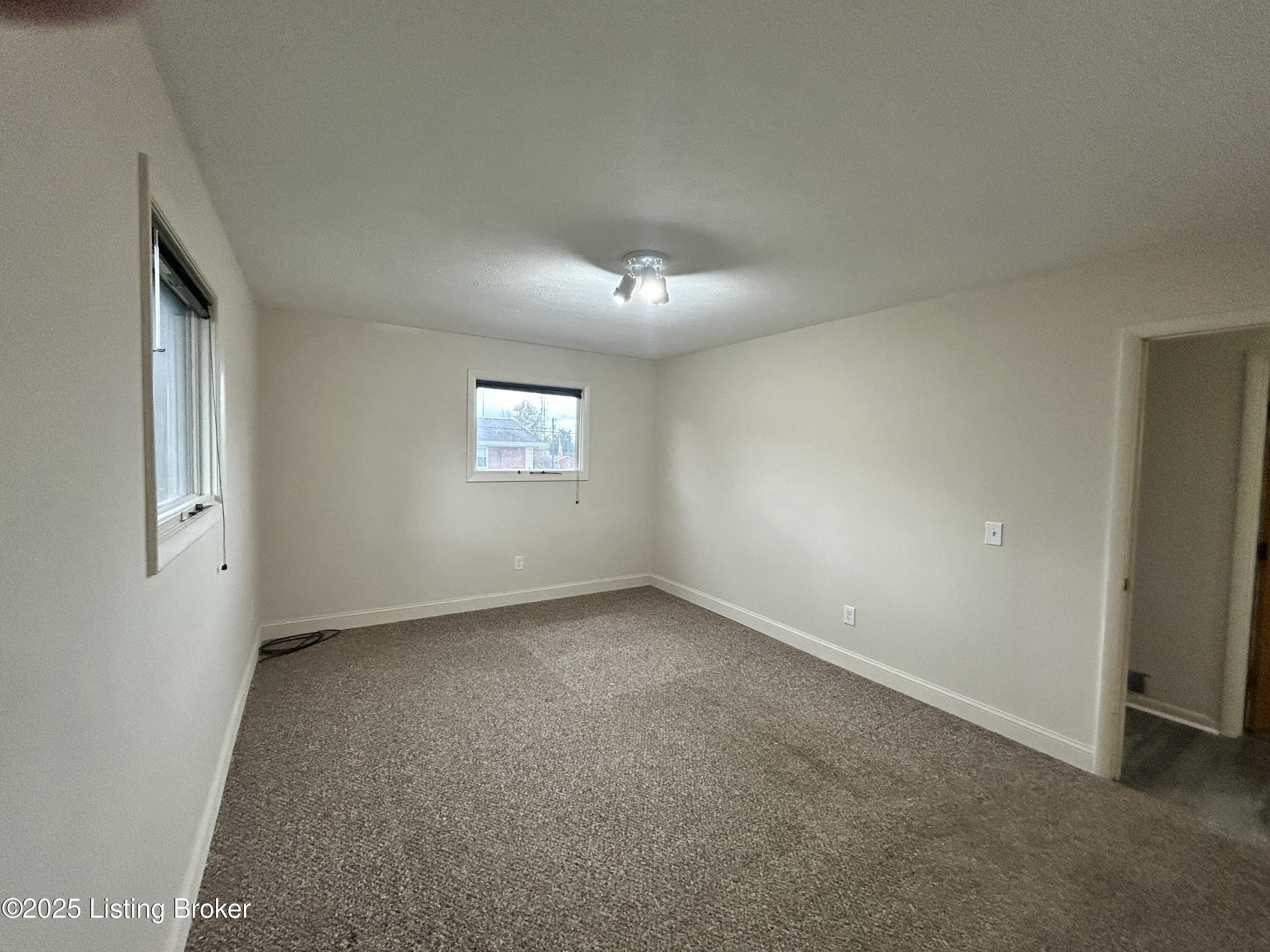441 Eastern Drive Dr, Radcliff, Pennsylvania image 6