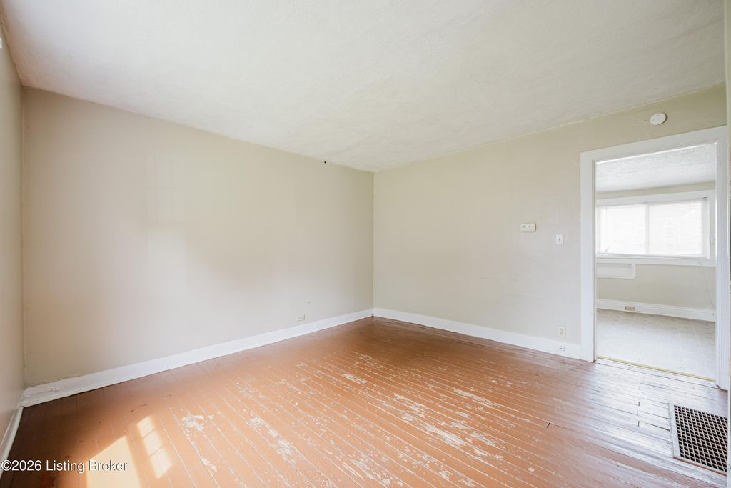 Photo of 507 Warnock St, Louisville, KY 40217 (MLS # 1715821)