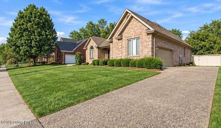Photo of 1421 Twin Ridge Rd, Louisville, KY 40242 (MLS # 1731595)