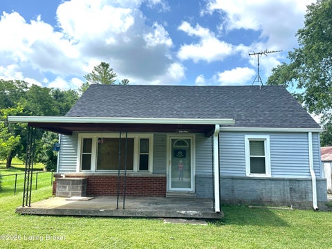 Photo of 411 Pottershop Loop, Bardstown, KY 40004 (MLS # 1722316)
