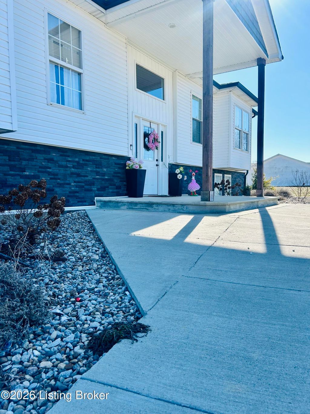 Photo of 393 Sugar Branch Dr, Big Clifty, KY 42712 (MLS # 1707820)