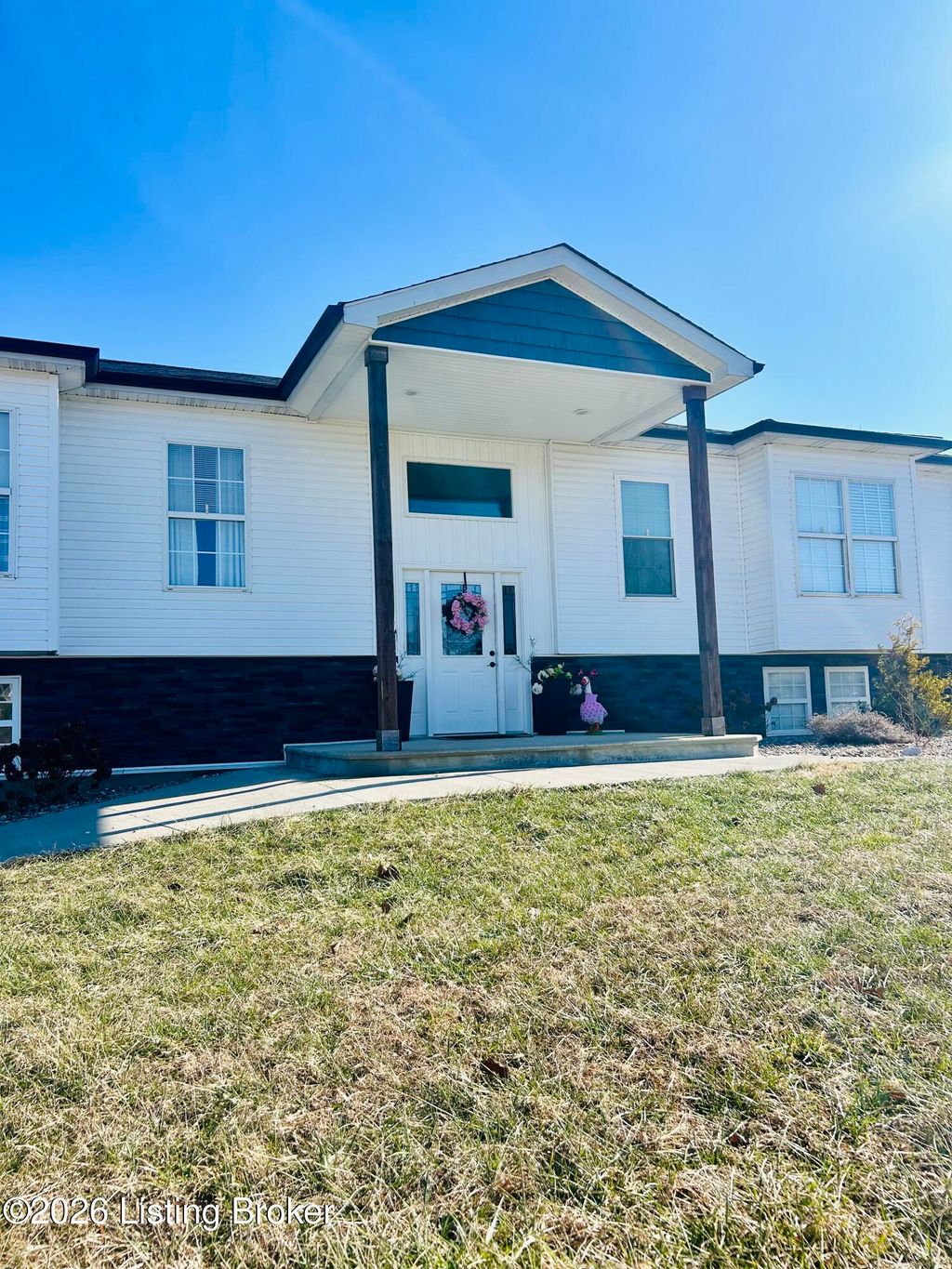 Photo of 393 Sugar Branch Dr, Big Clifty, KY 42712 (MLS # 1707820)