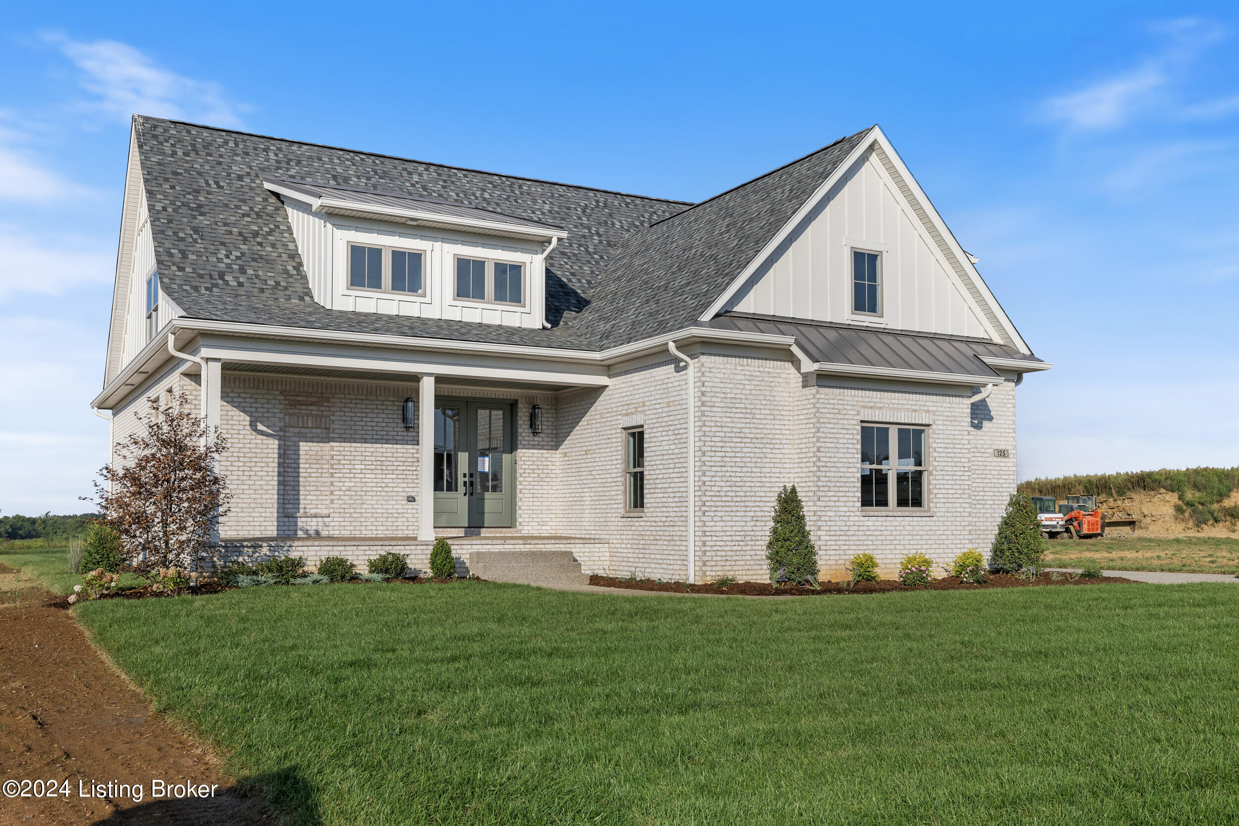 125 Noblewood Blvd, Utica, Indiana image 2
