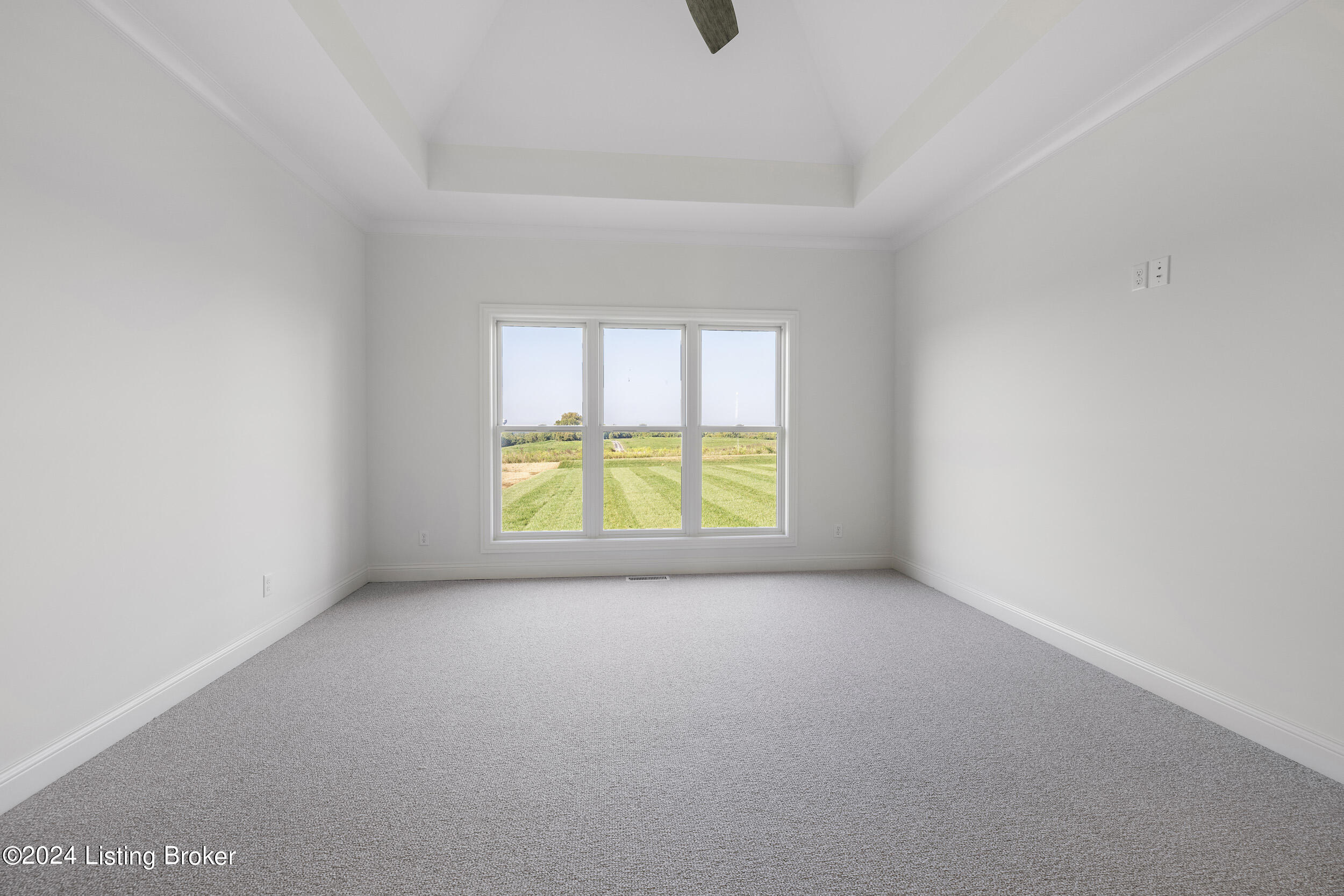 125 Noblewood Blvd, Utica, Indiana image 14