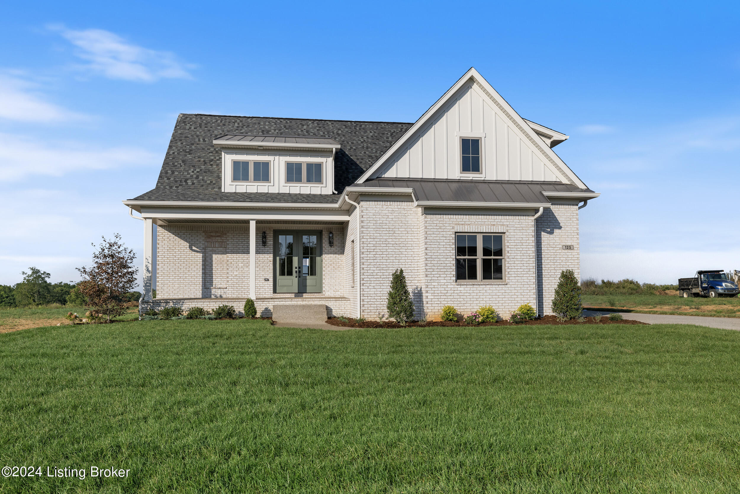 125 Noblewood Blvd, Utica, Indiana image 1