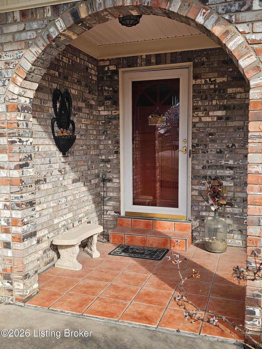 Photo of 4903 Jerry Dr, Shepherdsville, KY 40165 (MLS # 1710237)