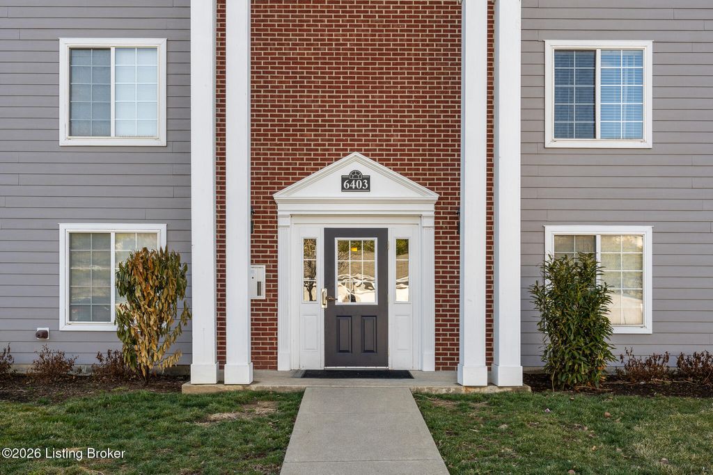 Photo of 6403 Shelton Cir #208, Crestwood, KY 40014 (MLS # 1710112)