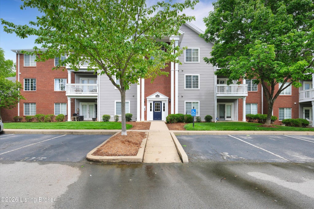 Photo of 5901 Landers Ave #207, Crestwood, KY 40014 (MLS # 1718760)
