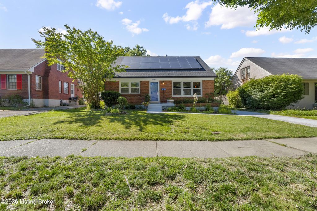 Photo of 3444 Allison Way, Louisville, KY 40220 (MLS # 1717162)