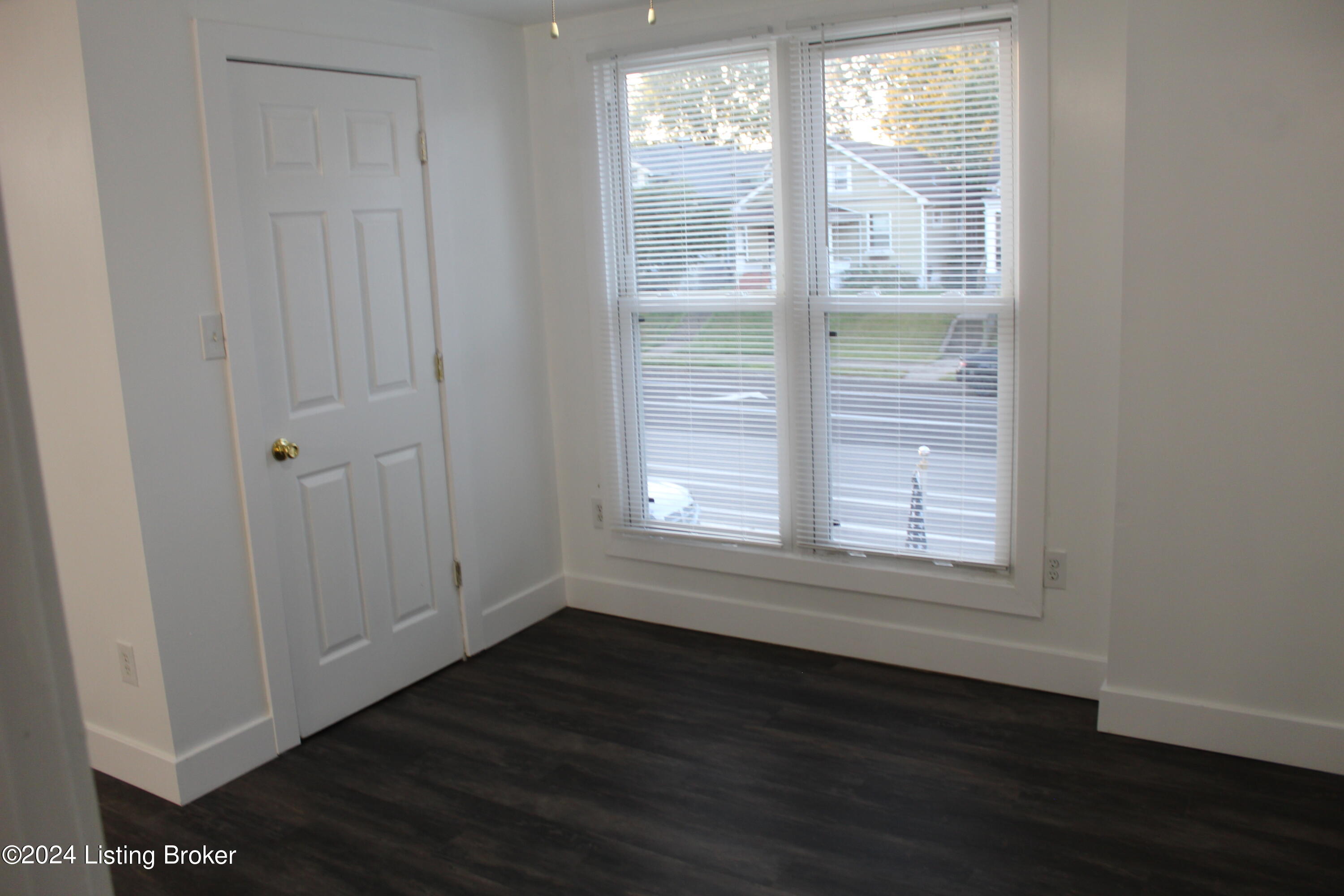 3825 Northwestern Pkwy, Louisville, Kentucky image 11