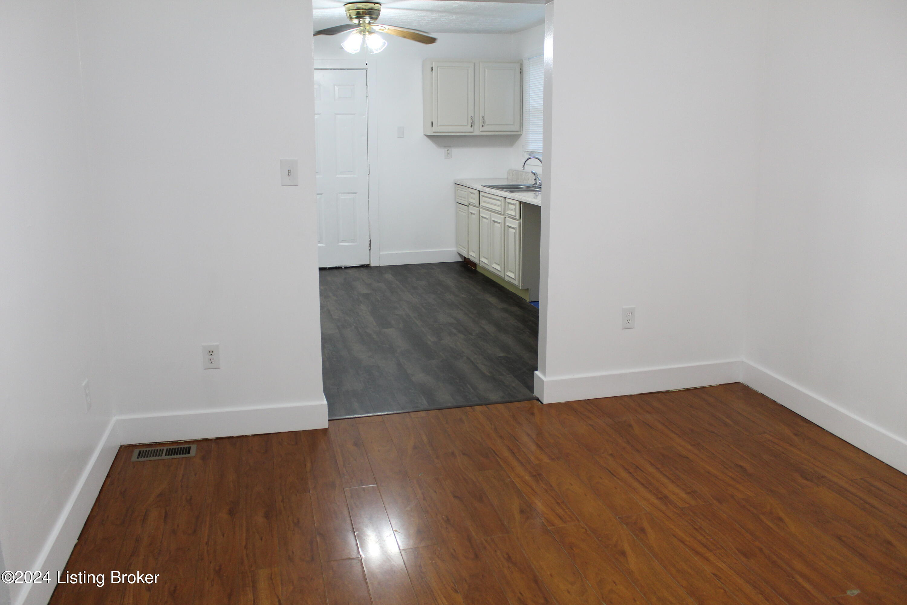 3825 Northwestern Pkwy, Louisville, Kentucky image 9