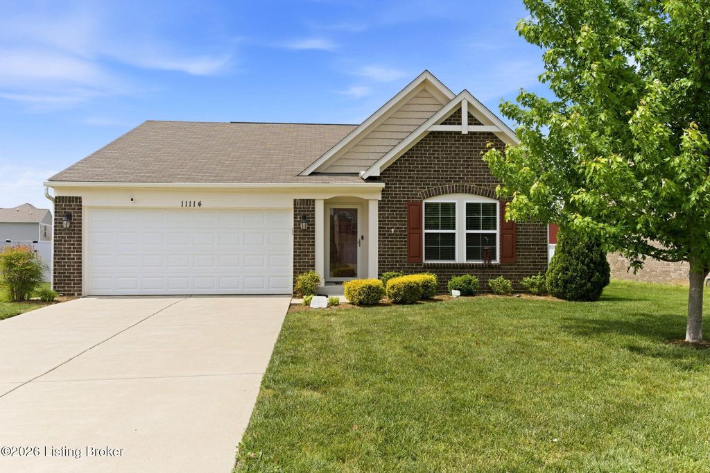 Photo of 11114 Remembrance Ln, Louisville, KY 40229 (MLS # 1715904)