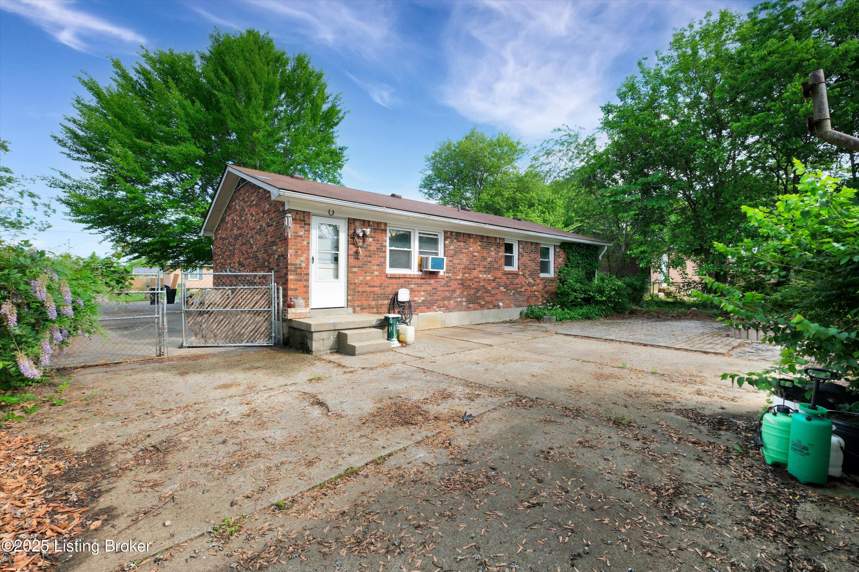 200 Wilmington Dr, Mt Washington, Pennsylvania image 30