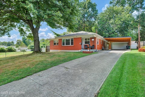 Tiny photo for 4622 Spen Lea Rd, Louisville, KY 40216 (MLS # 1728956)