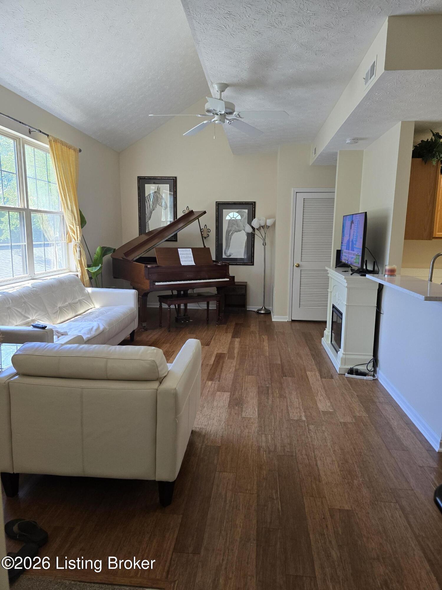 13220 Prospect Glen Way