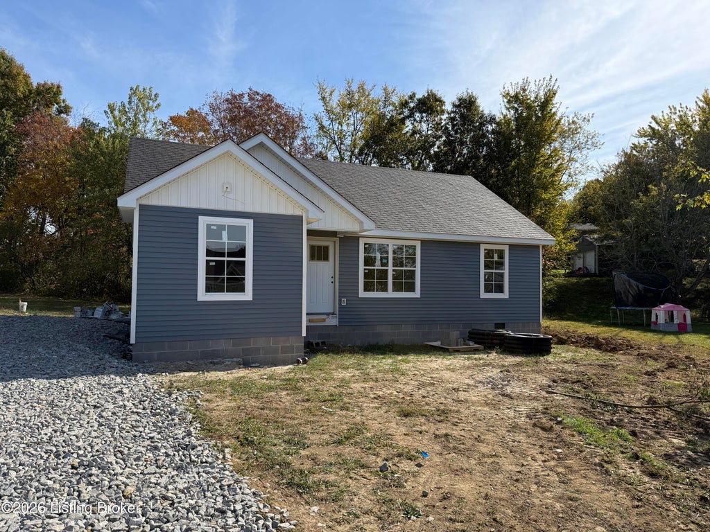 Photo of 1623 Lashley St, Leitchfield, KY 42754 (MLS # 1733330)