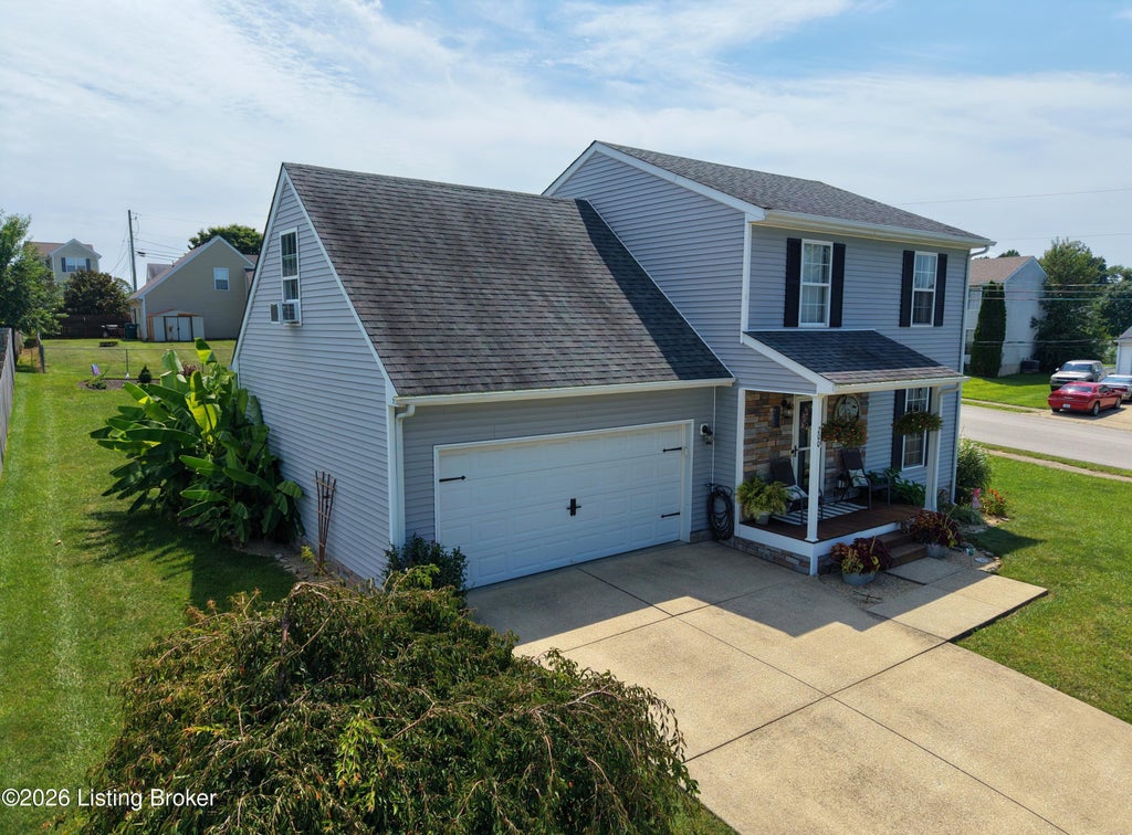 Photo of 200 Greenleaf Dr, Elizabethtown, KY 42701 (MLS # 1724427)