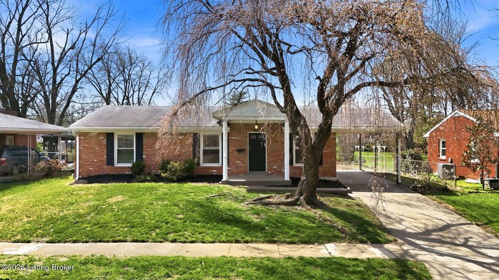 Photo of 2608 Woodsdale Ave, Louisville, KY 40220 (MLS # 1712671)