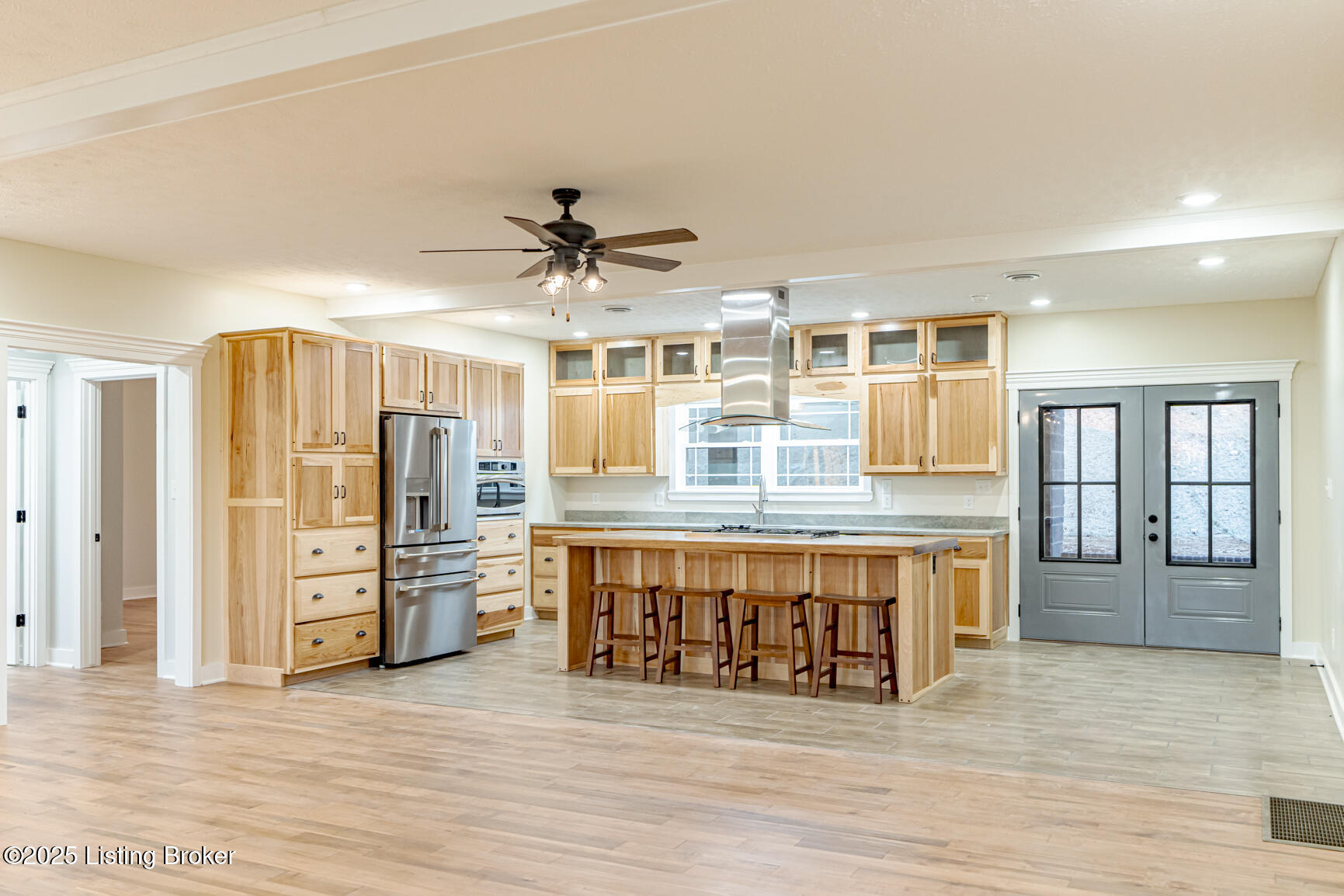 324 E East Oak St, Lebanon Junction, Kentucky image 32